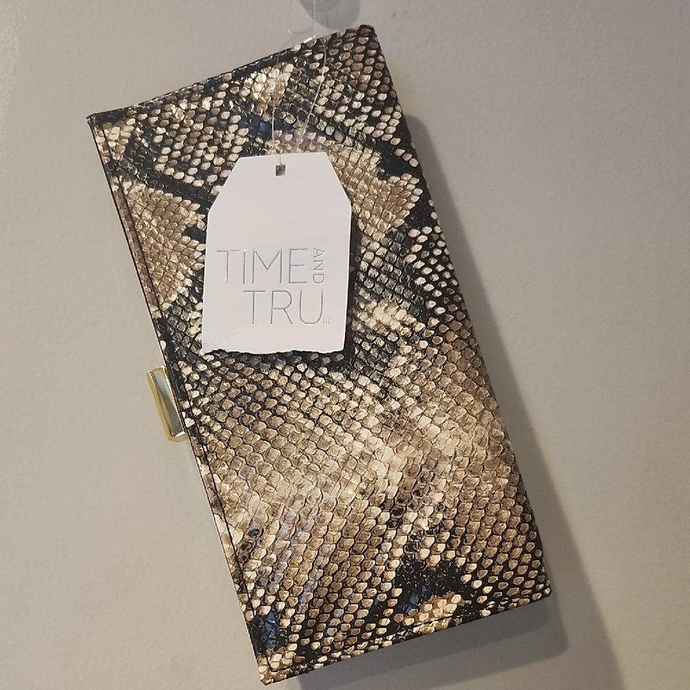 Time and Tru Snakeskin Pattern Clutch